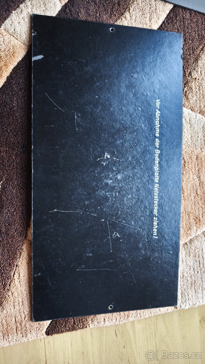 Fidelio - zadní stěna - 2