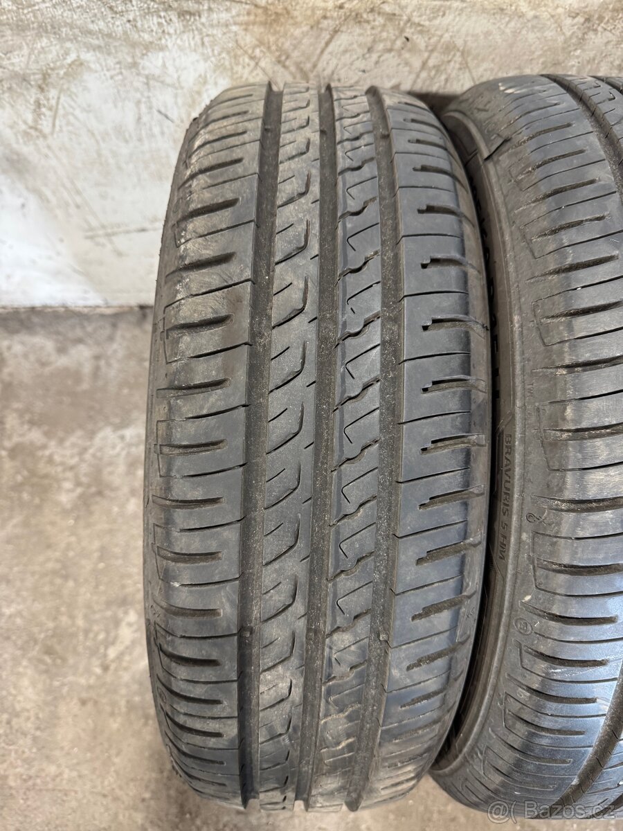 Barum 185/60r15 - 2