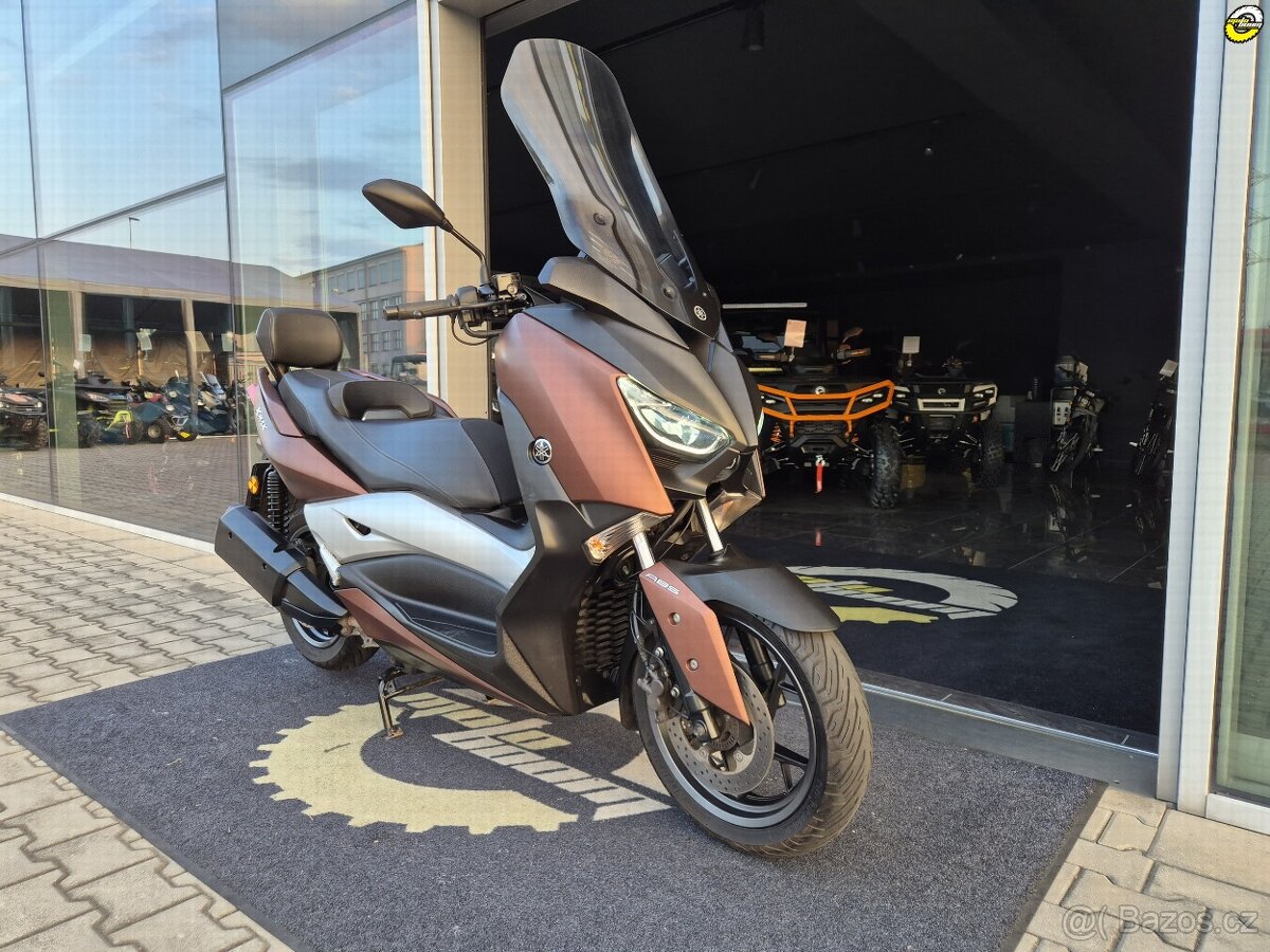 Yamaha X-Max 300 - 2
