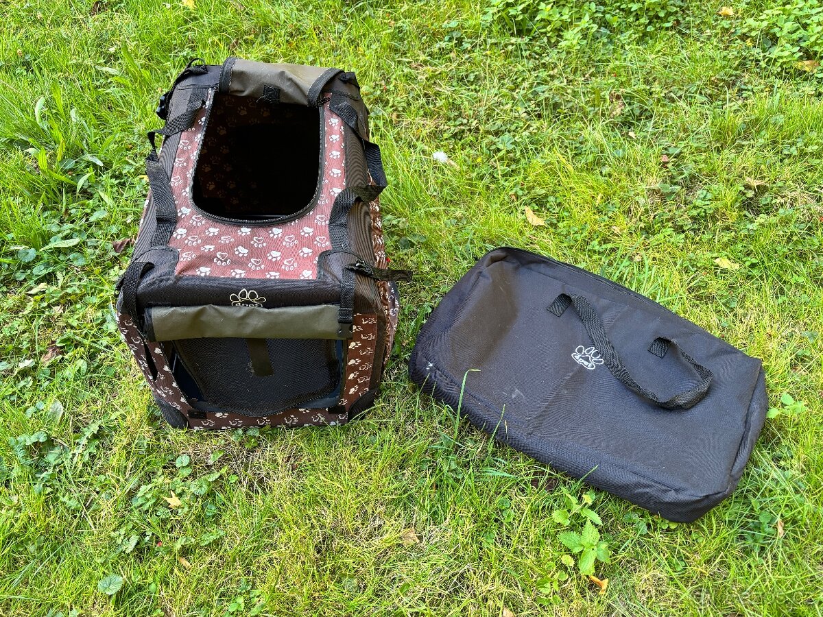 Skládací bouda M - 2