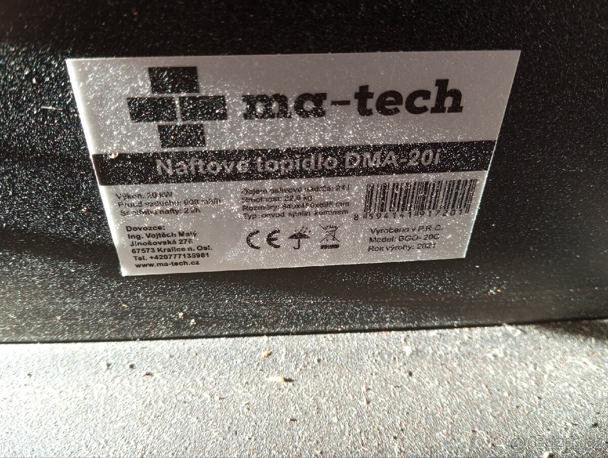 Naftové topidlo - 2