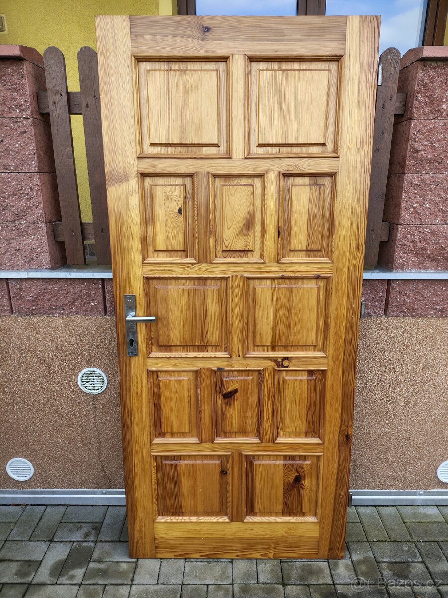 Dřevěné dveře - 2