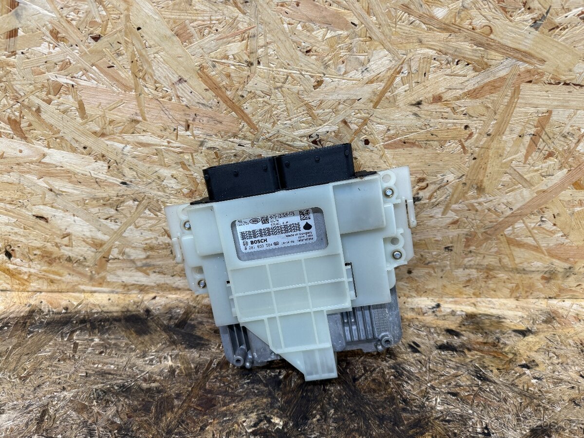 ŘÍDICÍ JEDNOTKA MOTORU LAND ROVER DISCOVERY HX73-12C520-FFB - 2