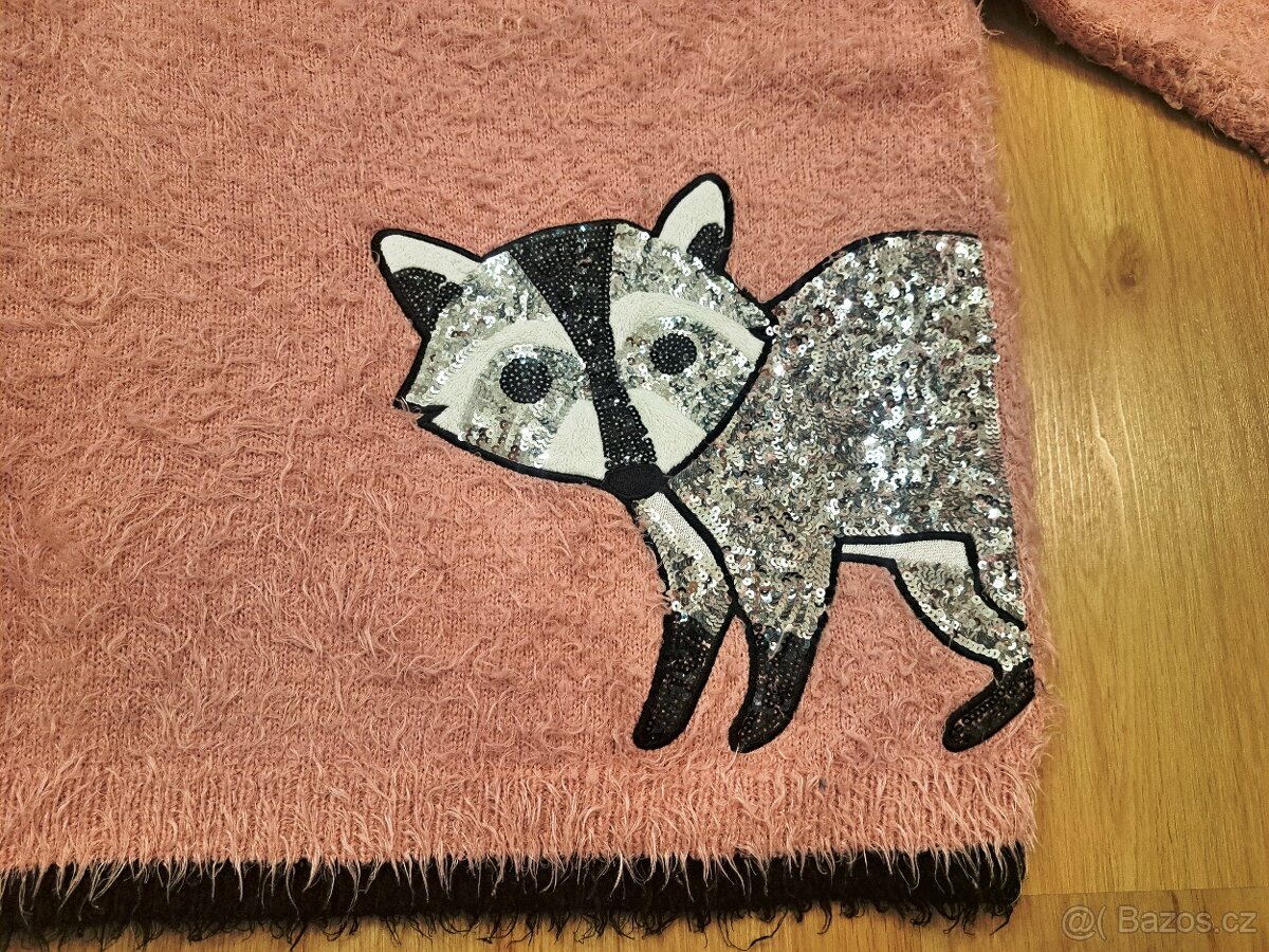 Svetr s mývalem zn. C&A, vel. 158/164 - 2