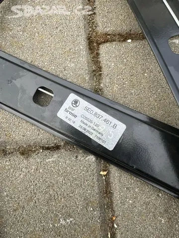 Stahovačka okna řidiče l.p. Škoda Octavia 3 origo - 2