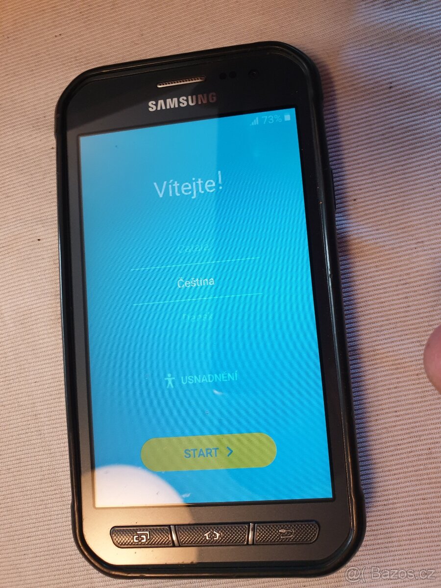 Samsung Xcover 3 odolny telefon - 2