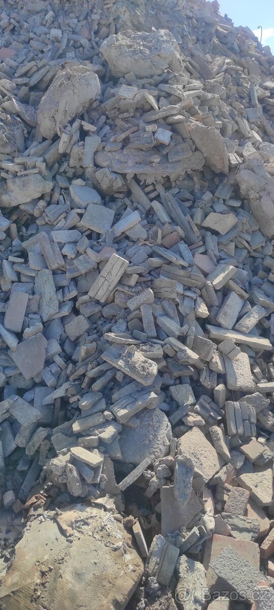 BETONOVÝ RECYKLÁT, ODPAD - 2