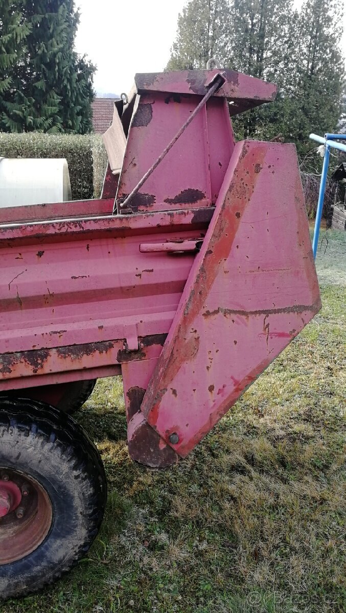 Rozmetací soustrojí z rozmetadla hnoje - 2