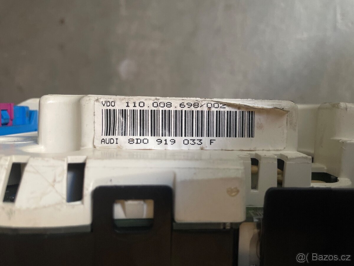 Audi A4 B5 V6 - Budíky Maxidot - 2