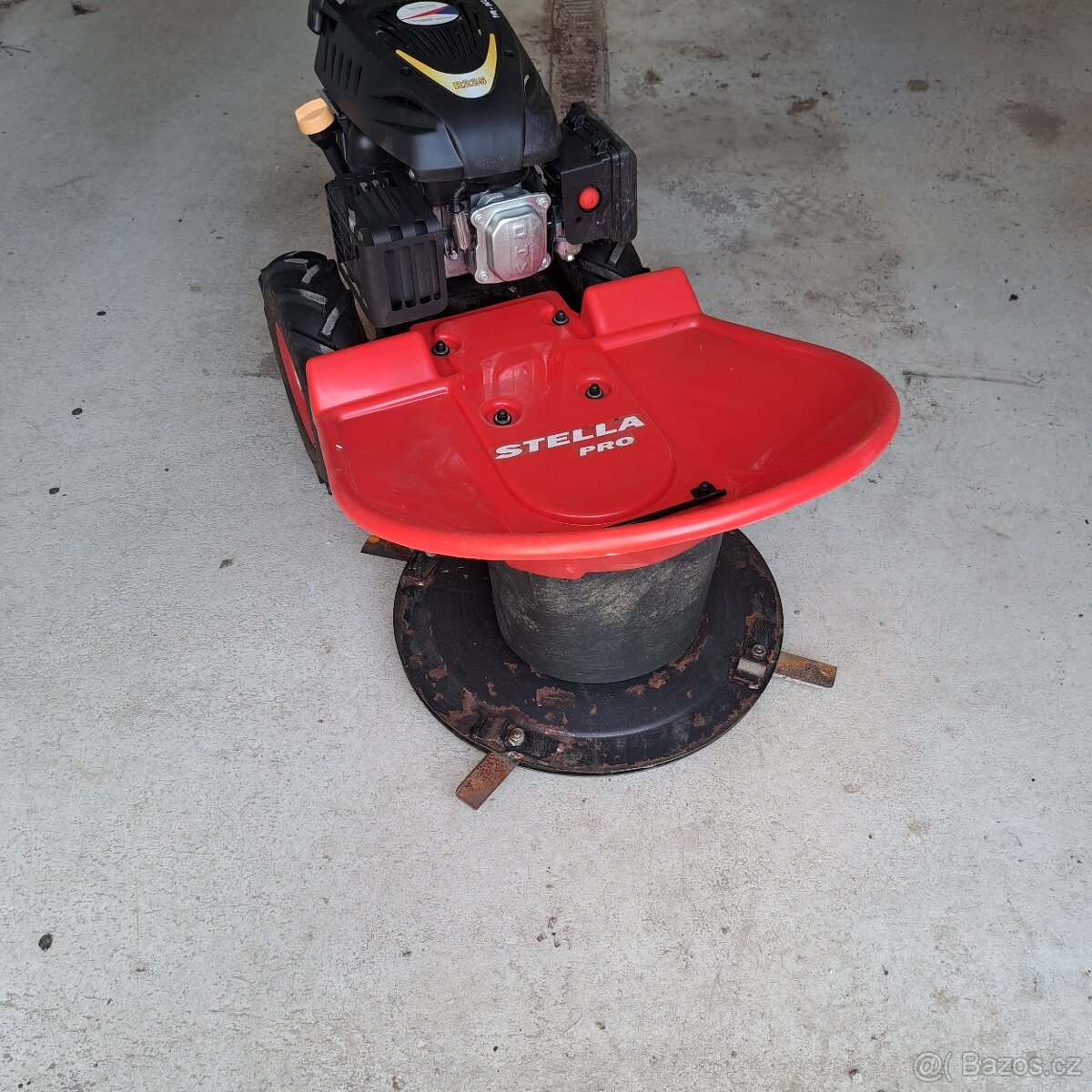 Prodám bubnovou sekačku Motor Jikov - 2