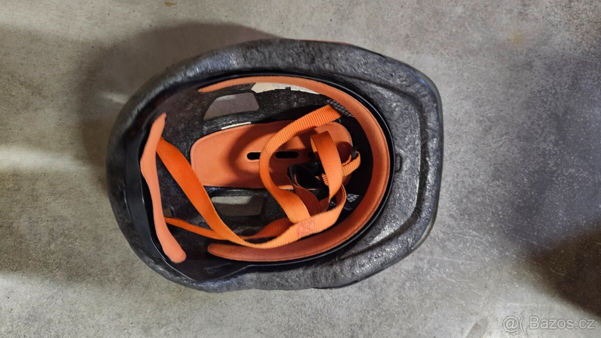 Cyklistická helma - 2
