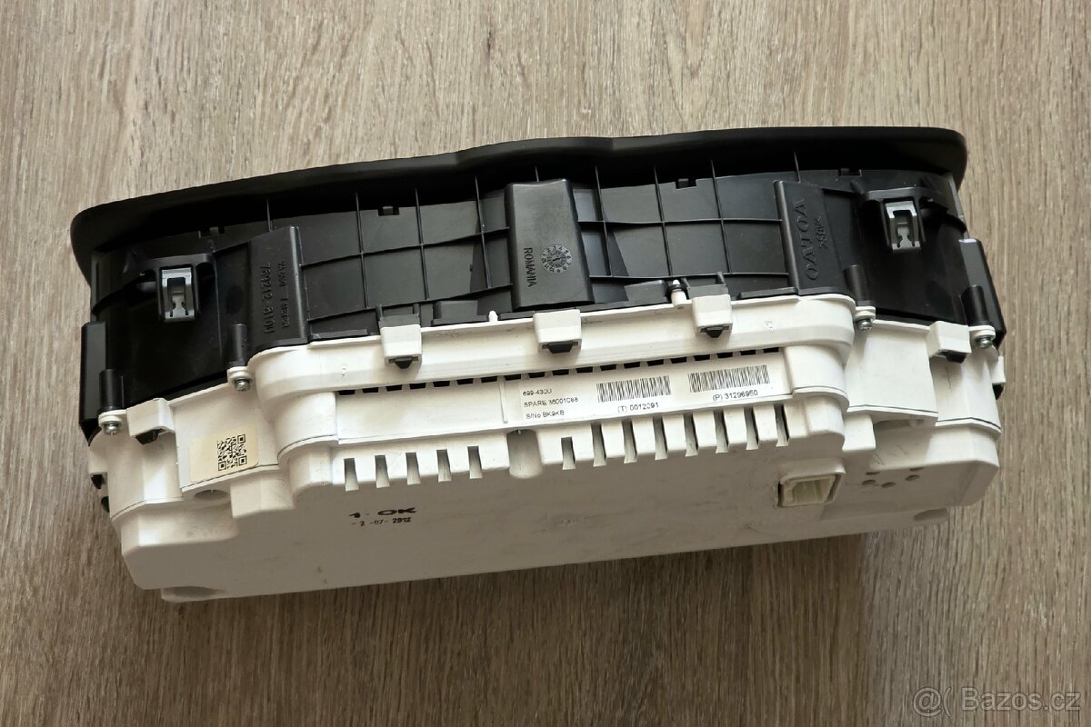 Digitální TFT budíky Volvo - 2