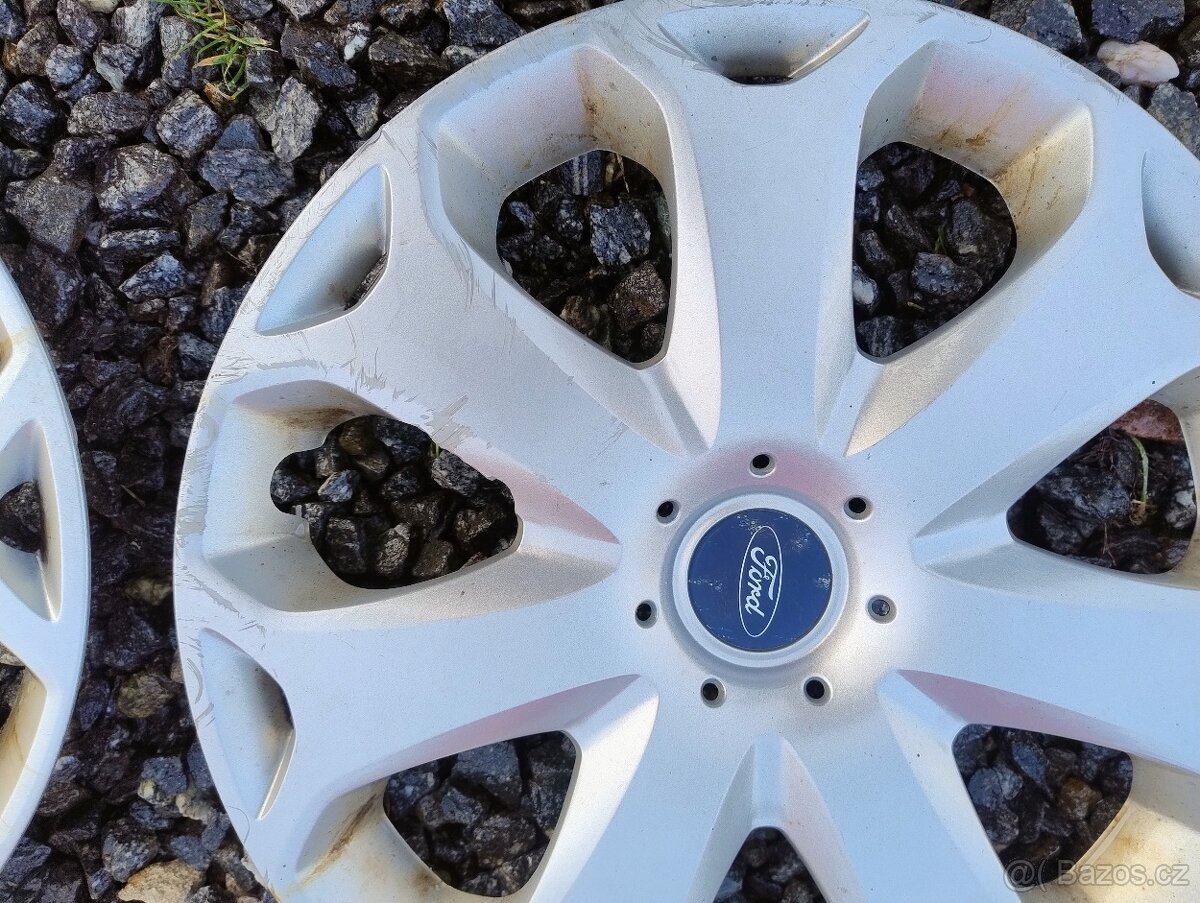 Poklice 16" originál Ford - 2
