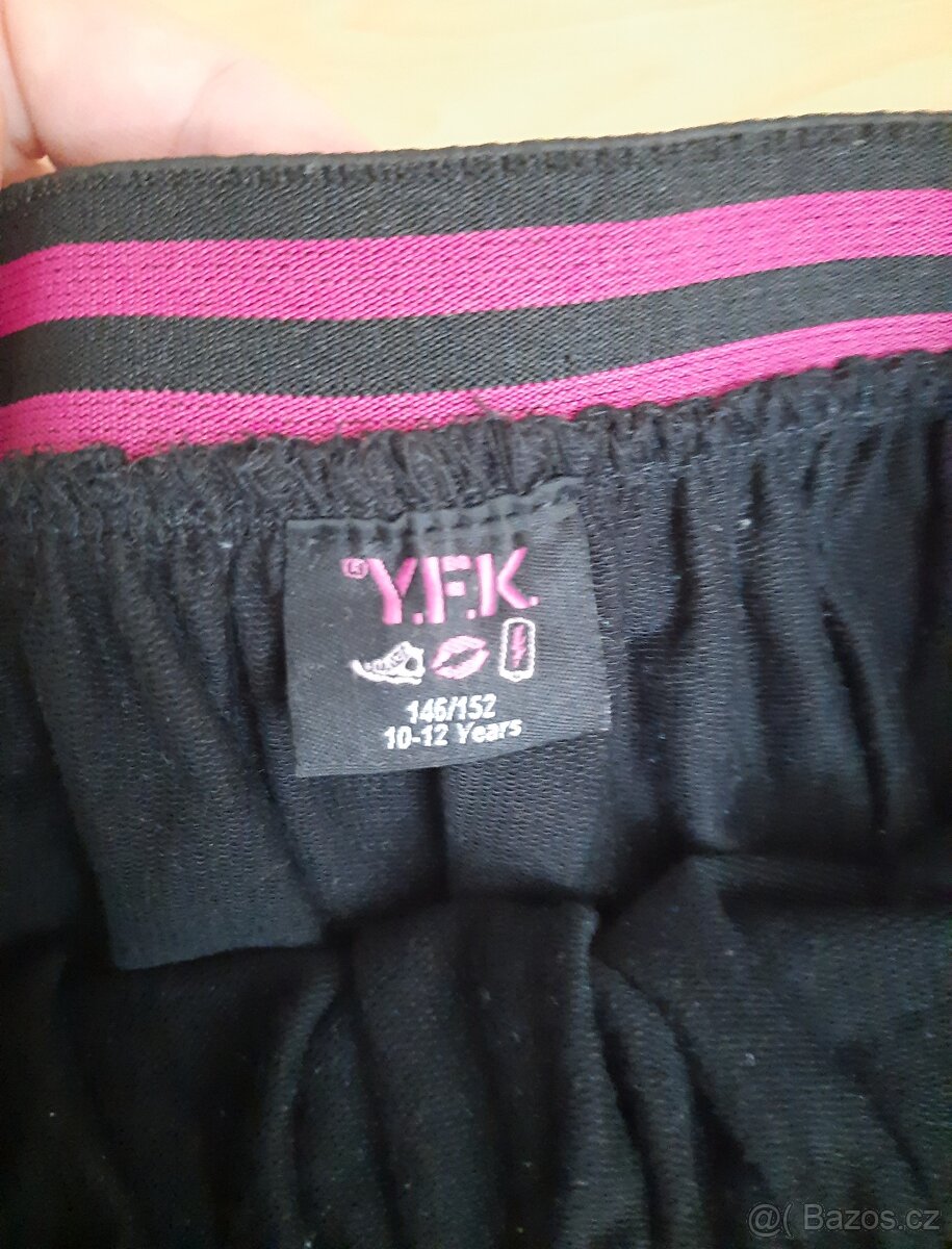 Sukně Kik vel. 10-12 let - nová - 2