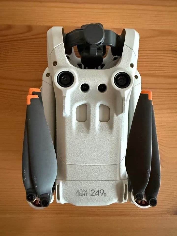 DJI Mini 3 Pro Fly More Combo - 2