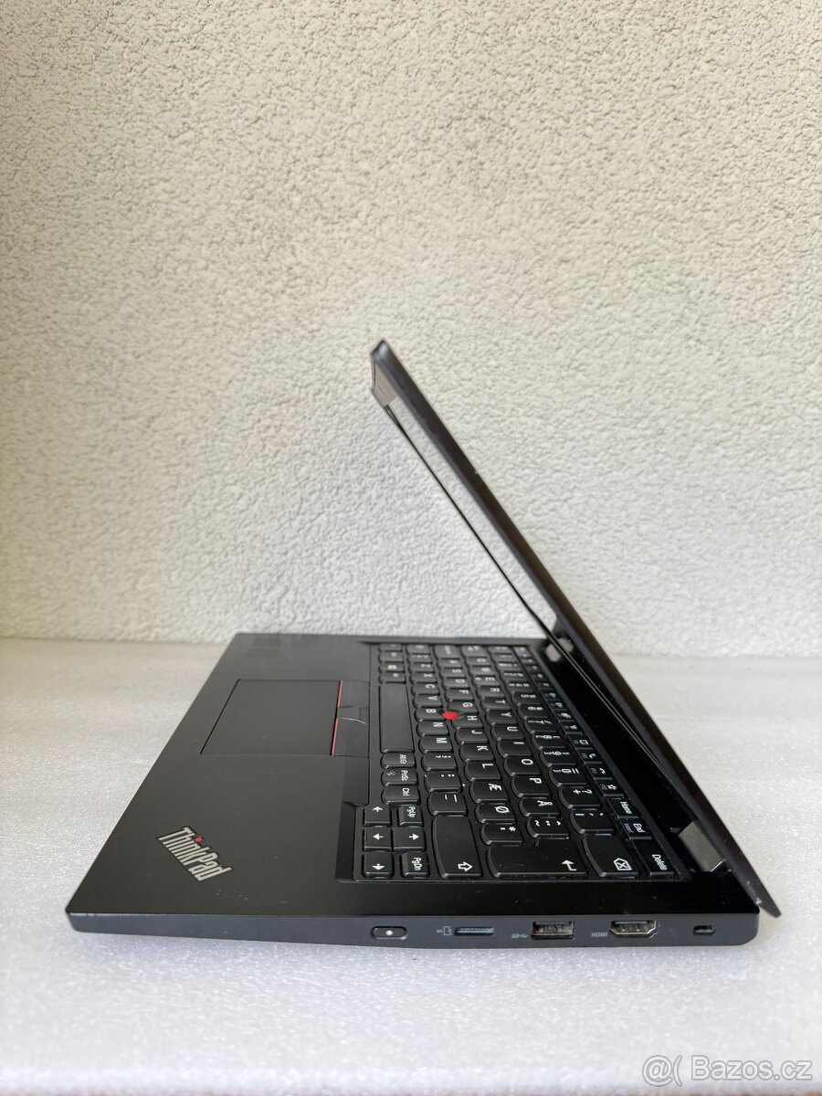 Lenovo ThinkPad L13 G2 - kosmetické vady - 2