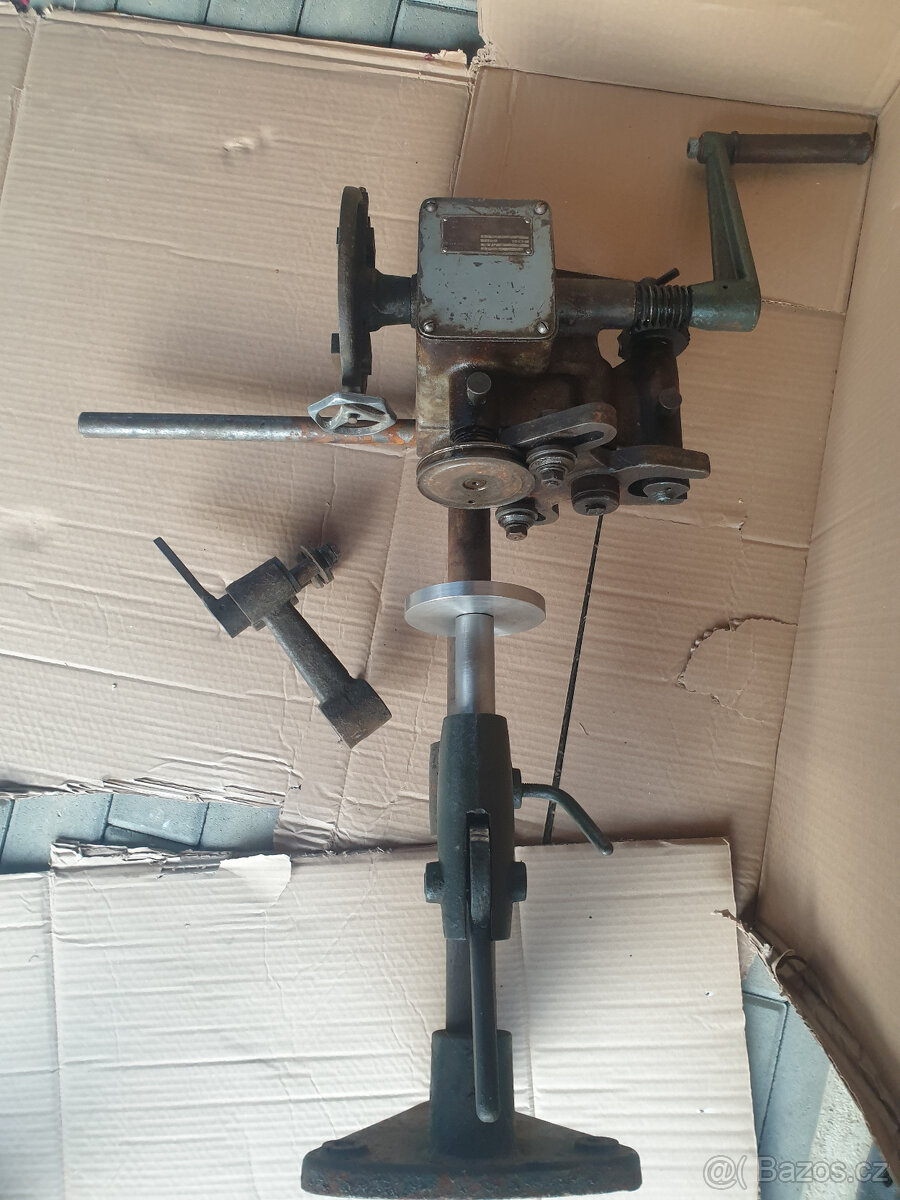 Zavírák na konzervy ROK 1959 - 2