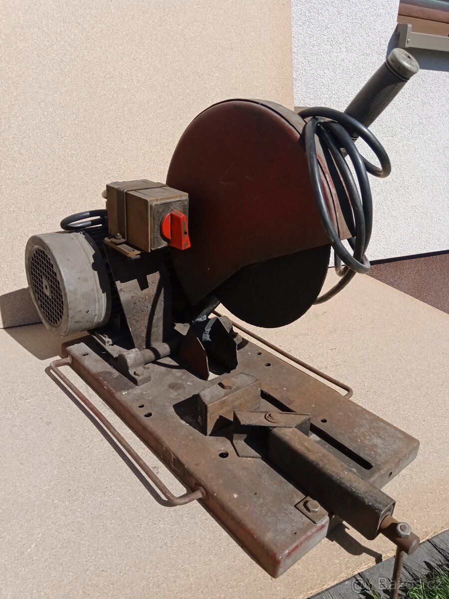 Rozbrusovaci pila - 2