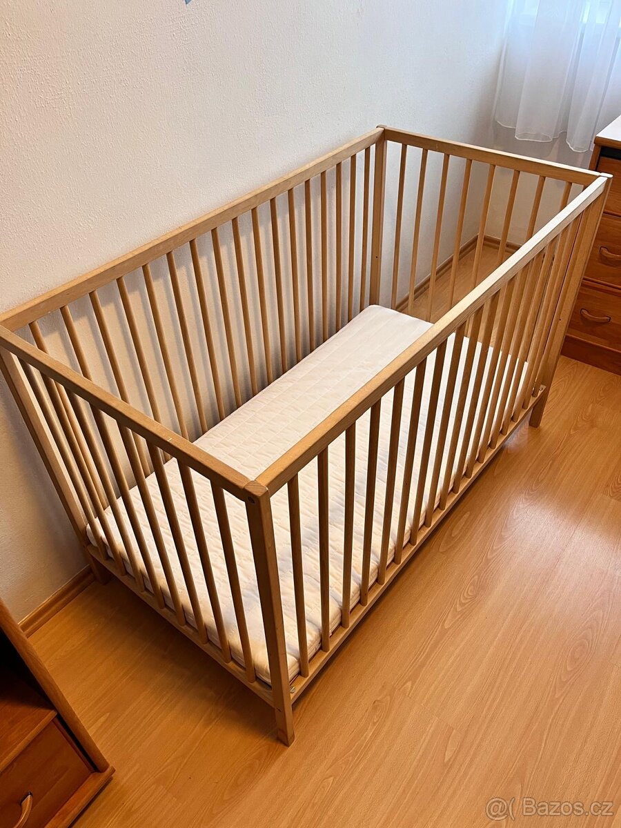 Prodám dětskou postýlku - 2