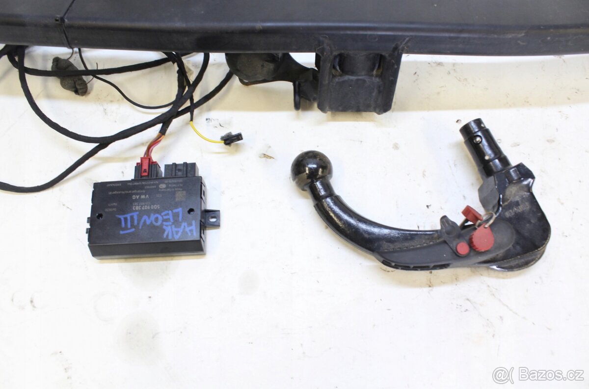 Seat Leon III tažné tažný zařízení 5Q0907383 - 2