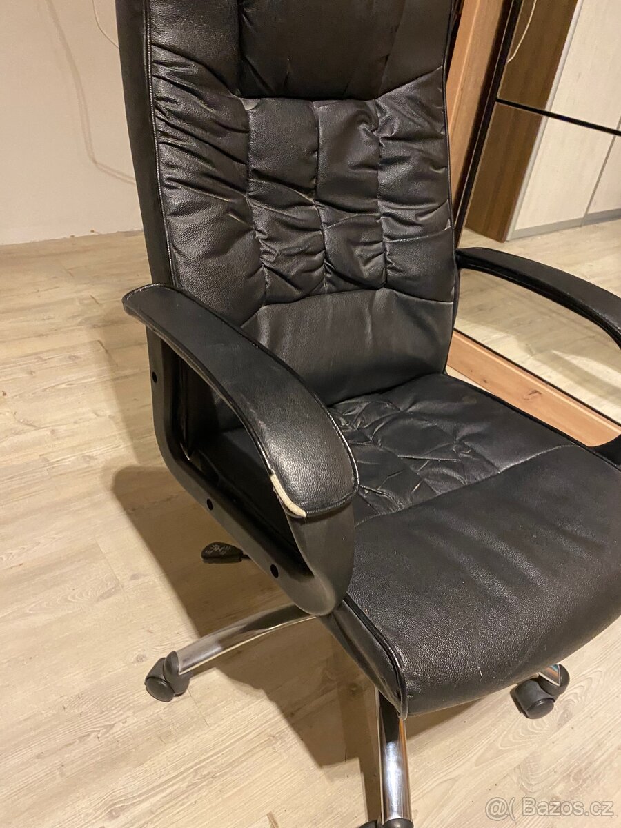 Kancelářská židle - 2