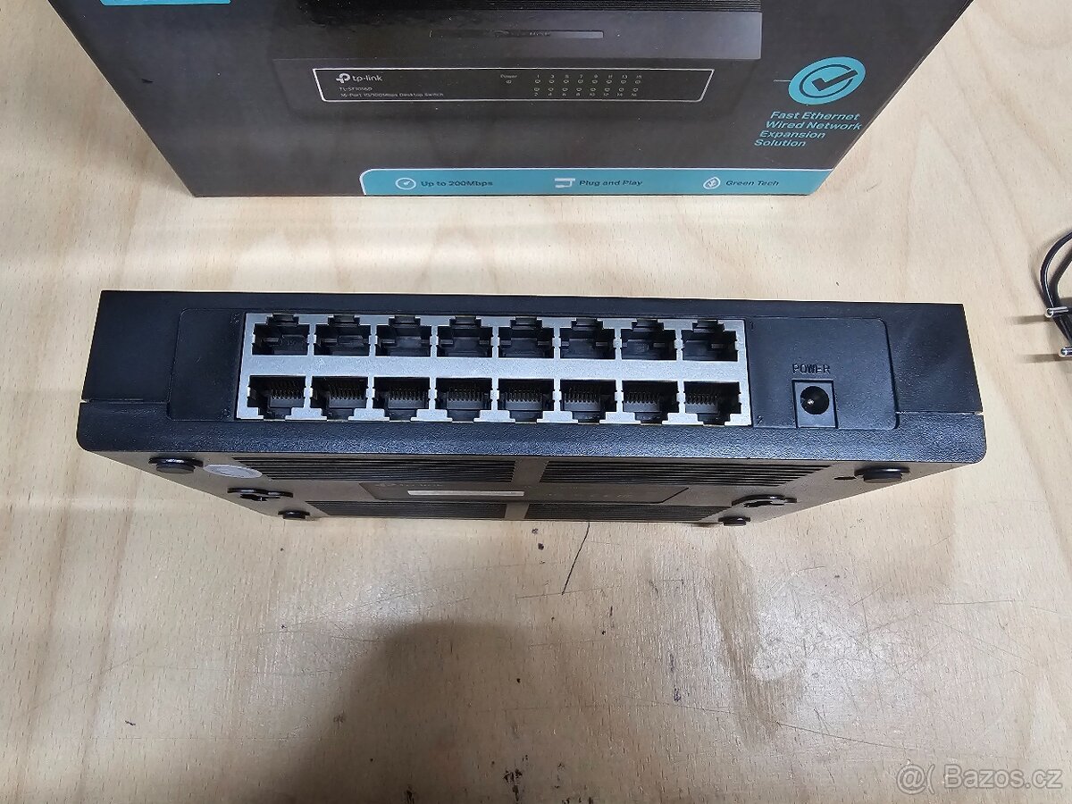 TP-Link TL-SF1016D 16portový switch 100 Mbit/s - 2