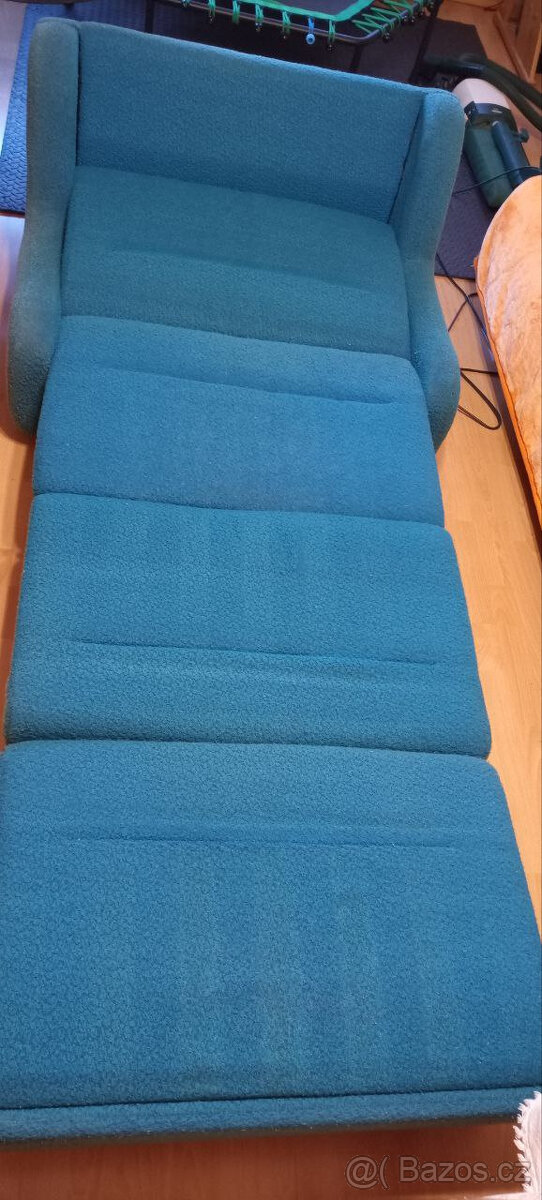 Retro rozkládací gauč - 2