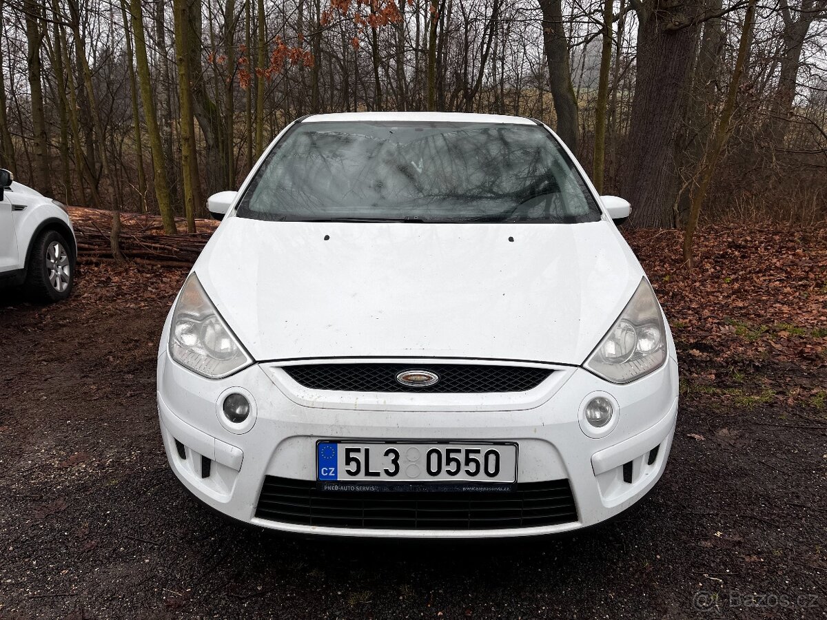 Ford S-MAX, Ford S - MAX 2.0 TDCI TAŽNÉ - 2