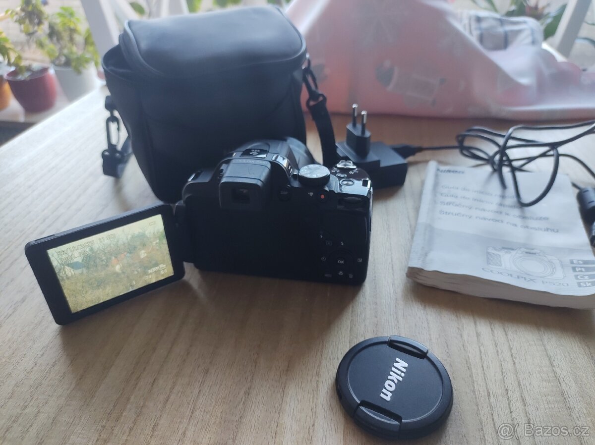 Nikon Coolpix P520 (SMS) - 2