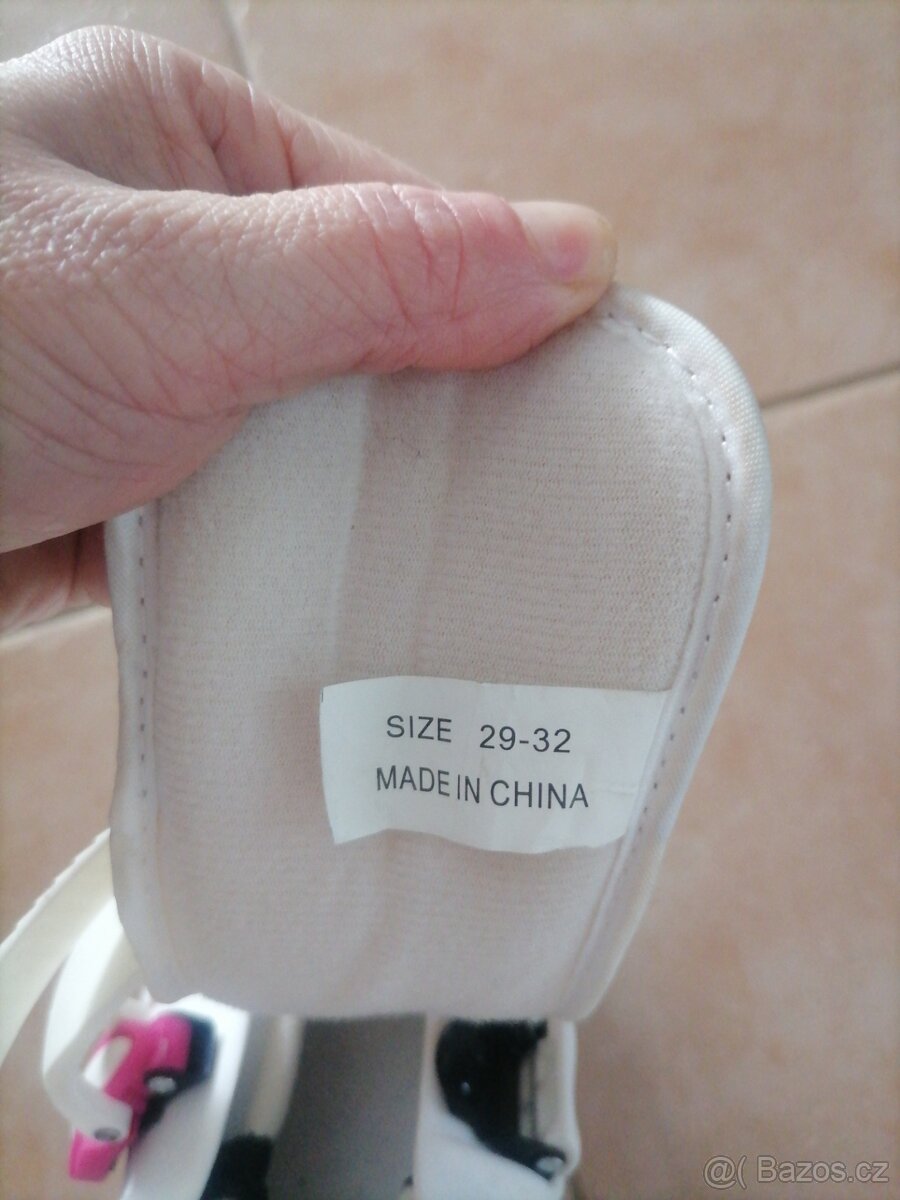 Dětské brusle, velikost 29-32 - 2