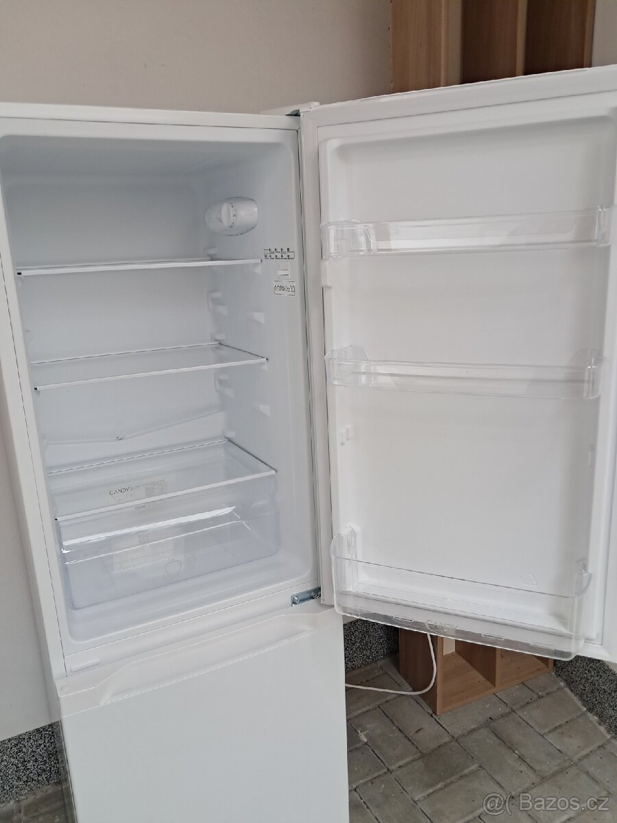 Lednička s mrazákem Candy - 2