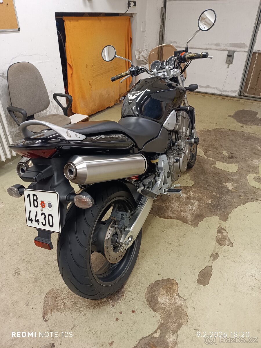 Honda CB900f Hornet - 2