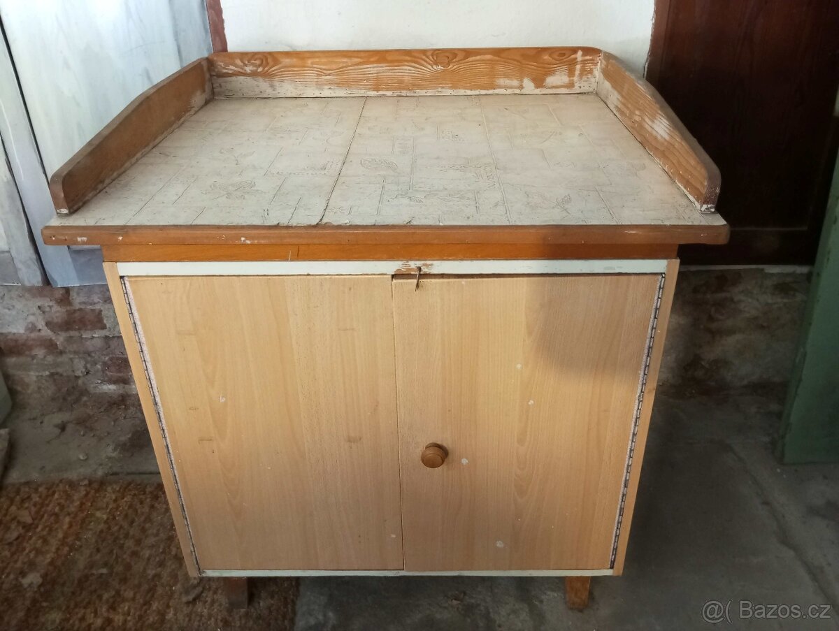 Přebalovací pult - přebalovák - 2