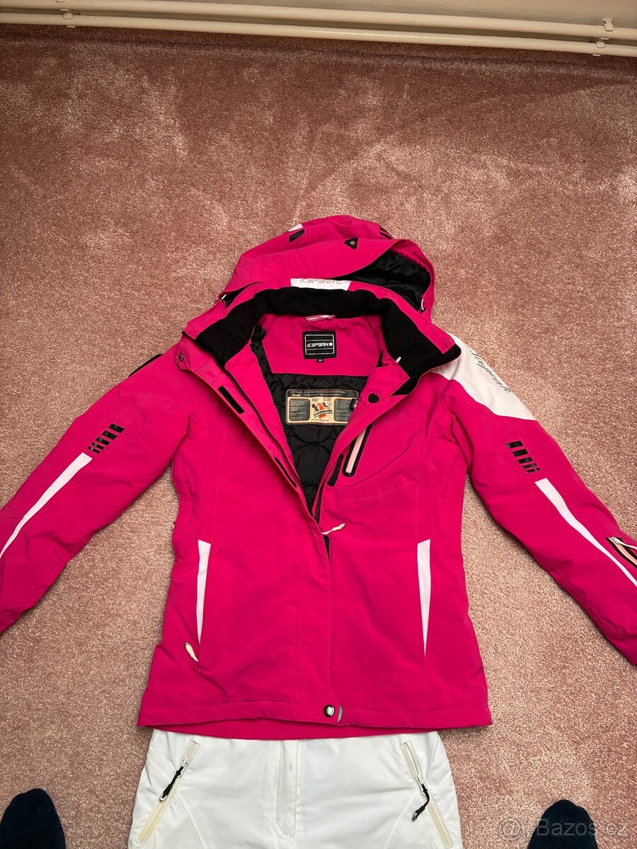 Dámská lyžařská souprava Icepeak. - 2