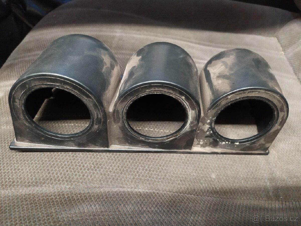 Kaplička na přídavné budíky - 2