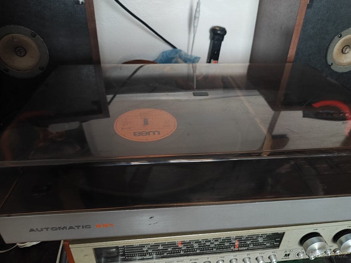 Gramofon Philips automatic 851 se zesilovačem - 2