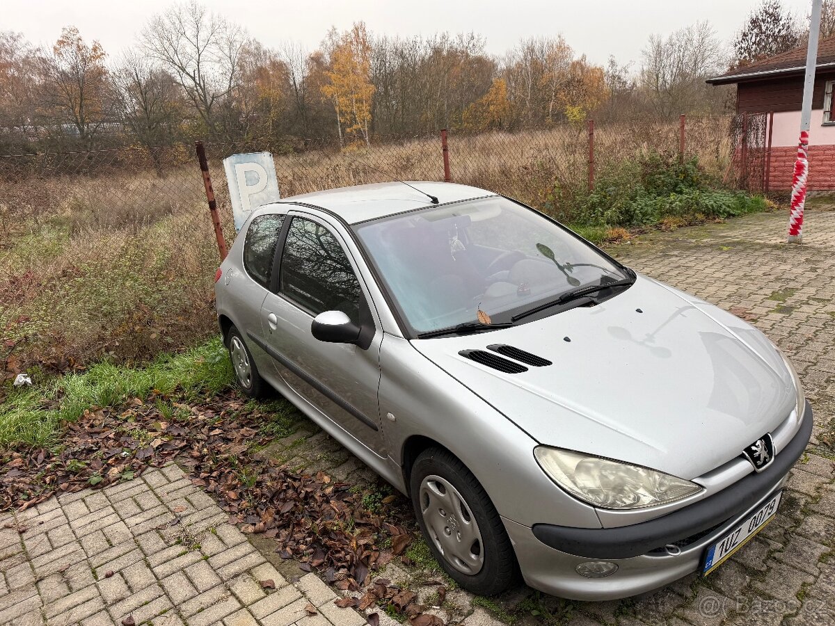 Peugeot 206 - 2