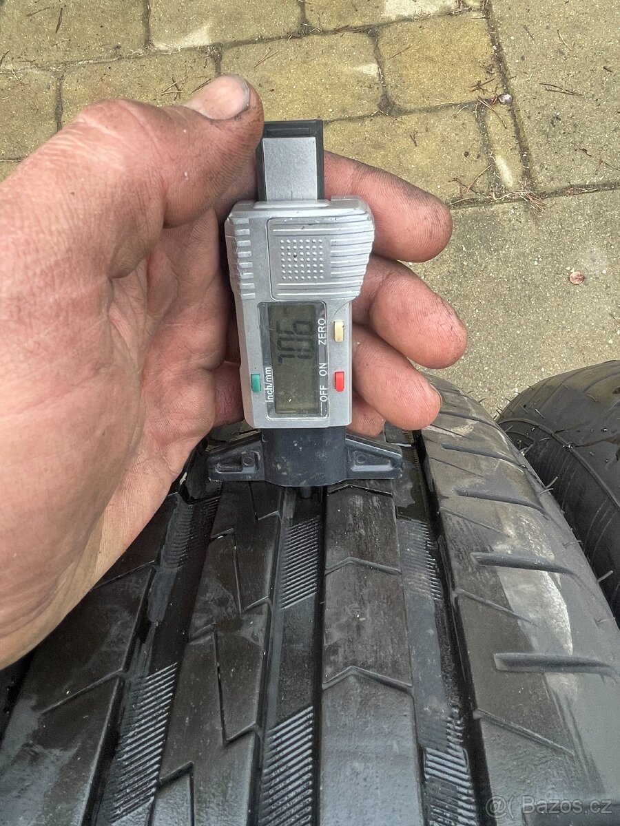 215/65/16 Vredestein dvě letní pneu - 2