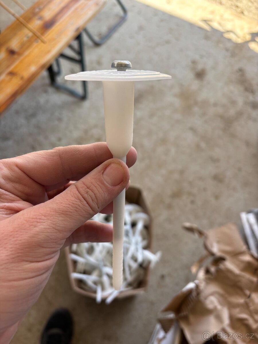 Fasádní hmoždinky - 2