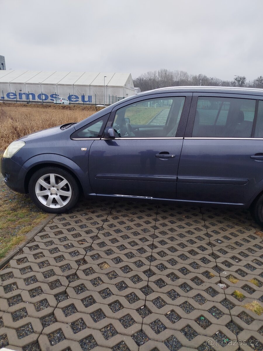 Opel Zafira B 1.8 16V 103kW - 2