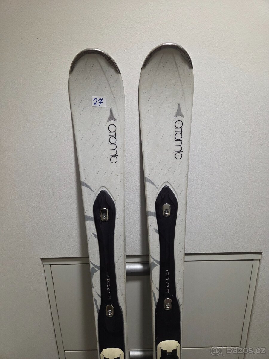Sjezdové carvingové lyže Atomic Cloud v délce 159 cm - 2