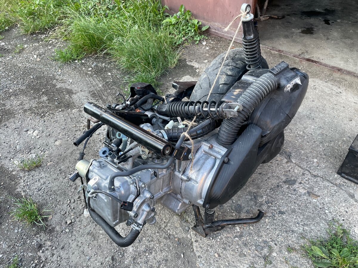 Dily motoru Yamaha N-max 125 - 2