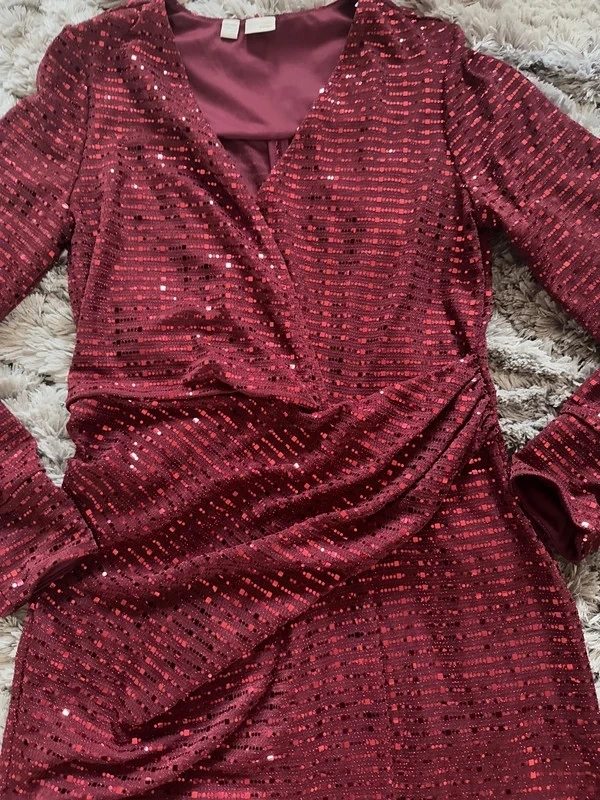 Společenské krásné šaty s odlesky vel 36/38, nové - 2