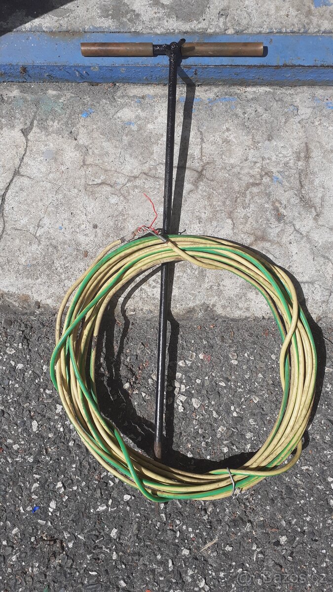 Zemnící kolík s Cu zemnícím vodíčem - 2