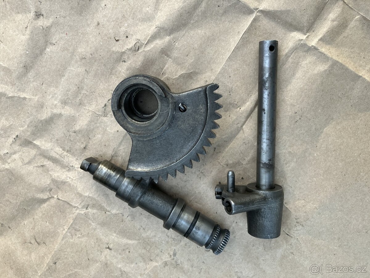 čz 175-487 hřídel - 2