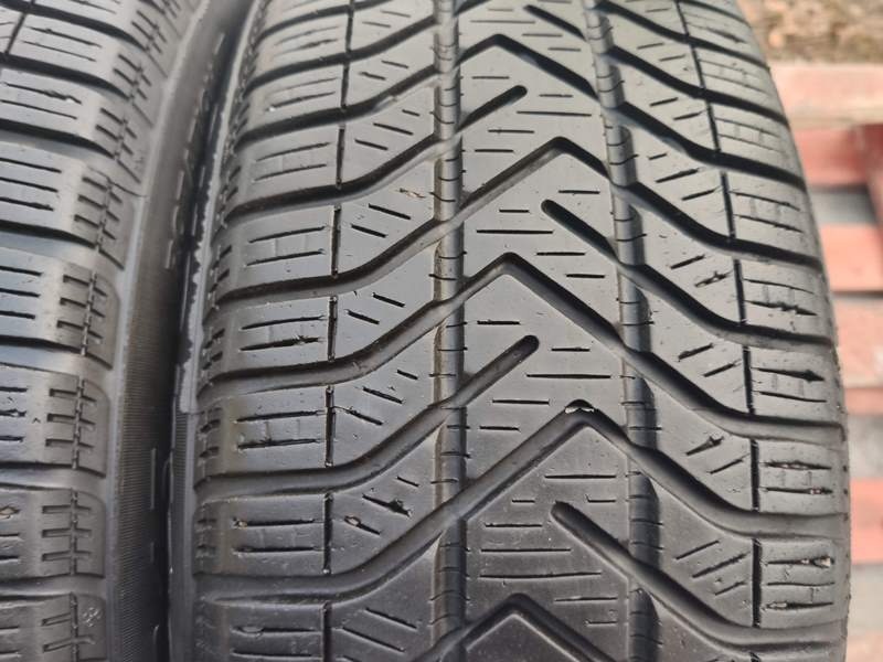 Zimní pneu Pirelli 88T 185 60 15 - 2