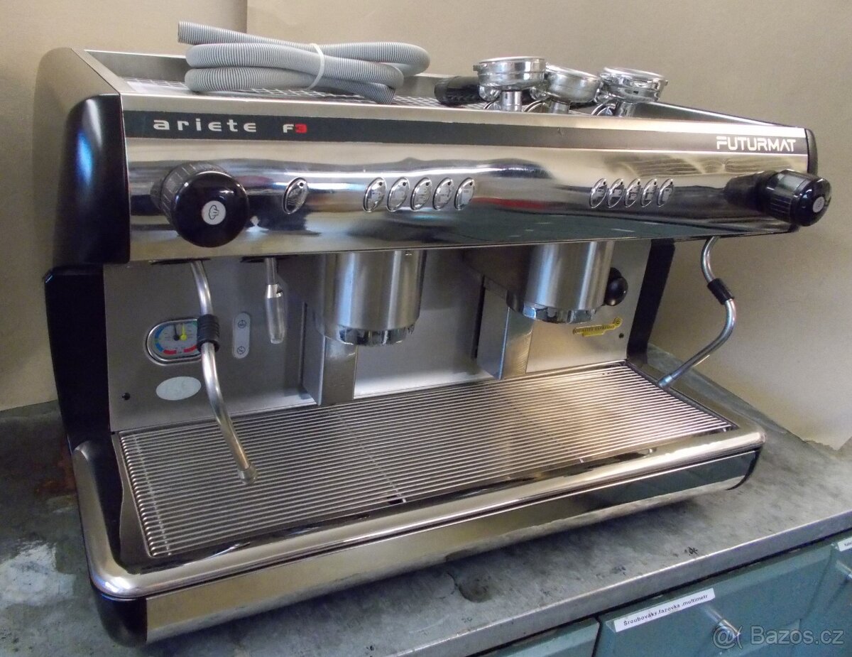 Pákový kávovar - 2