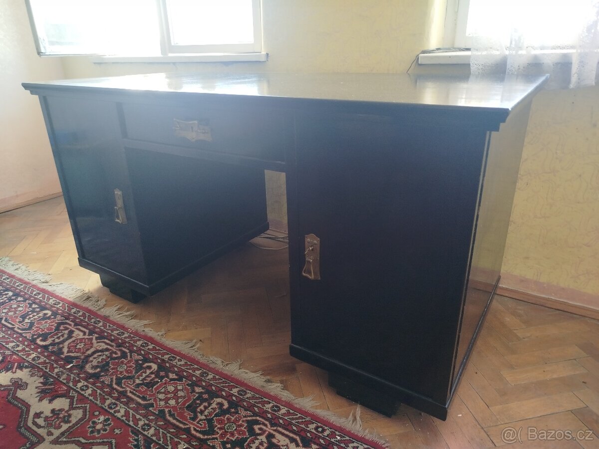 Starý psací stůl - 2