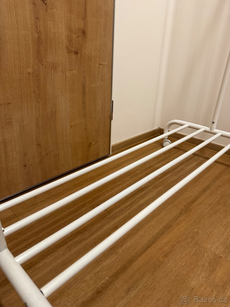 Štendr RIGGA IKEA - 2