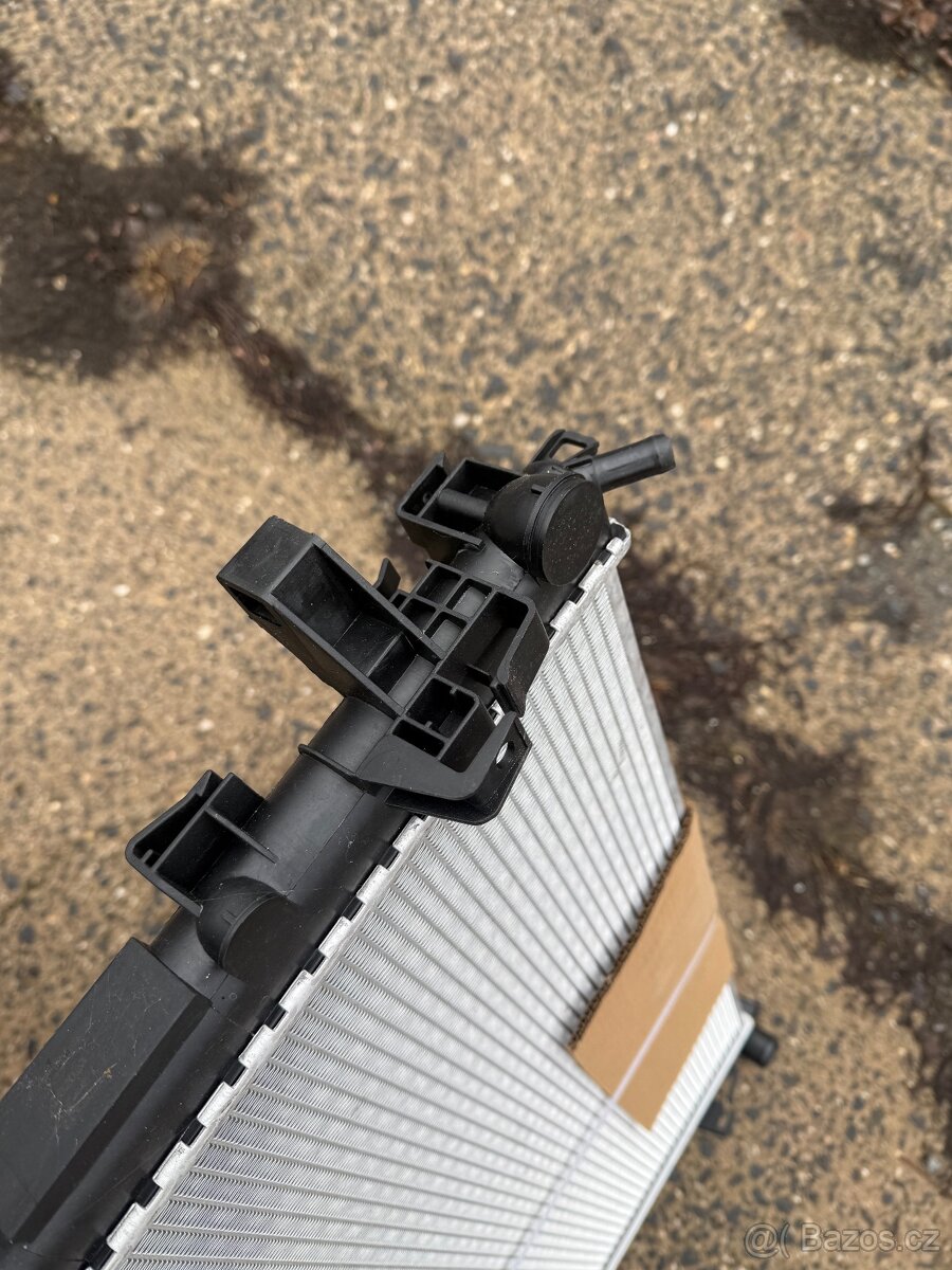 Chladič Renault Master 3 nový - 2